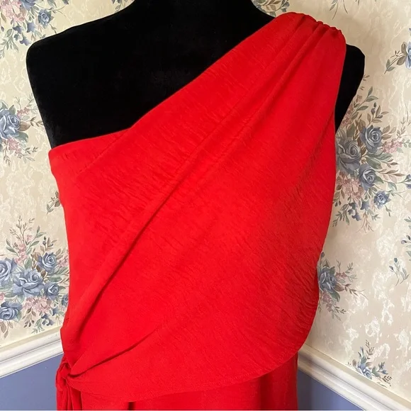 Gilli One Shoulder Classic Red Dress, Size S, NWT - Picture 2 of 10